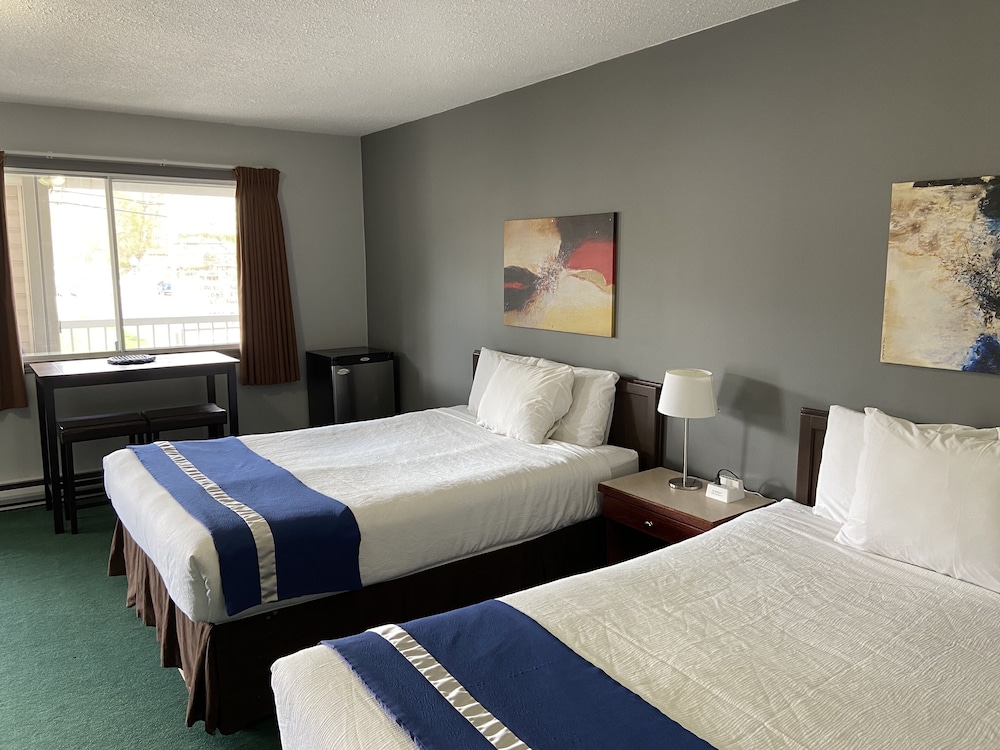 Deluxe Room, 2 Queen Beds