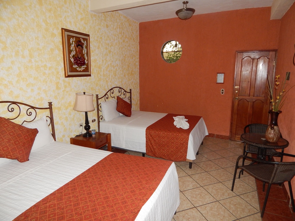Standard Double Room photo 2