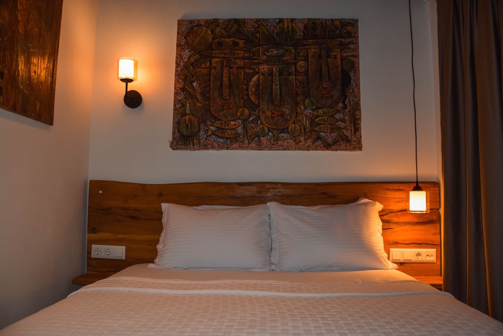 Comfort Room, City View photo 1