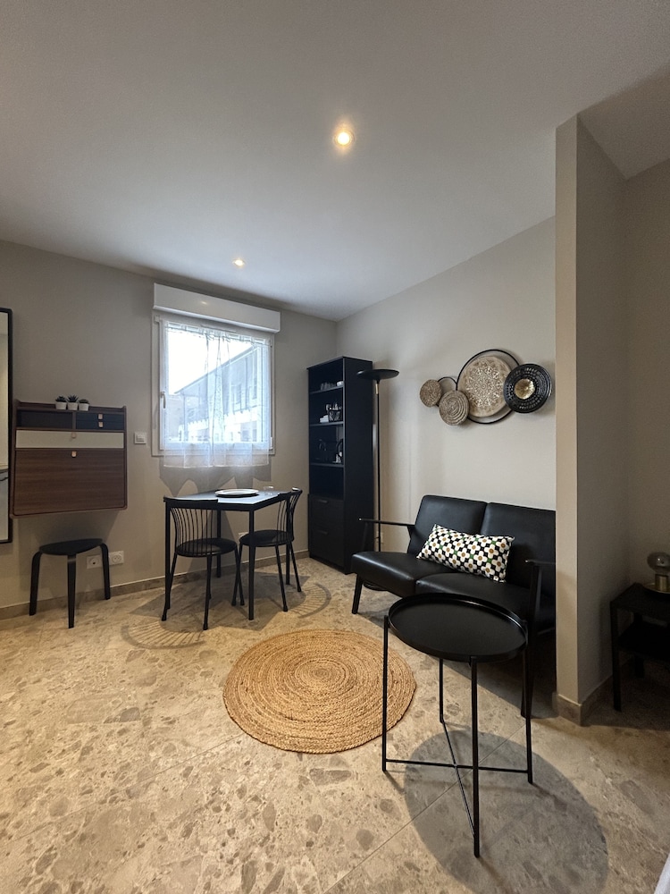 Comfort Room photo 2