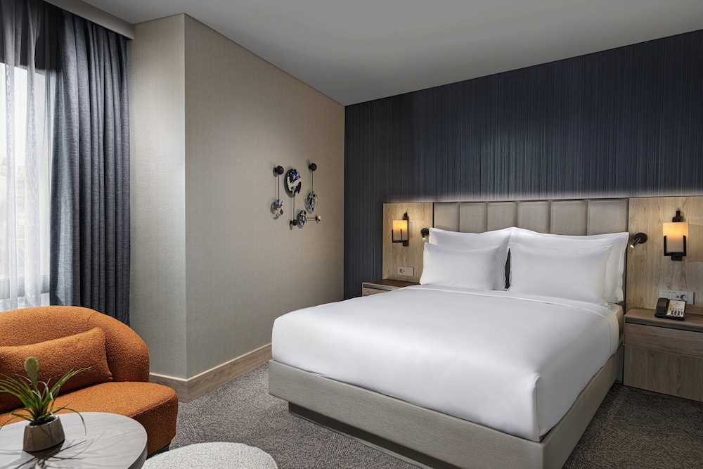Premium Room, 1 Queen Bed