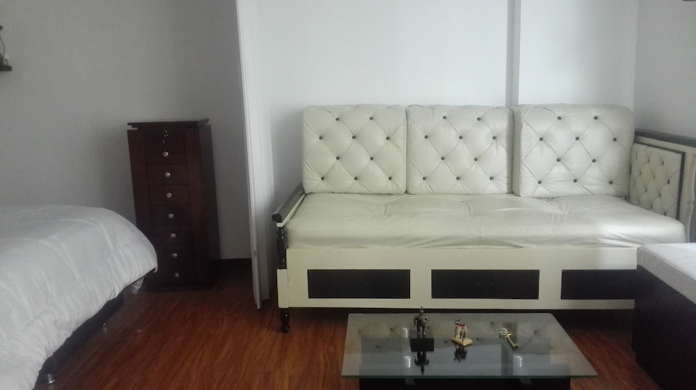 Apartment photo 3