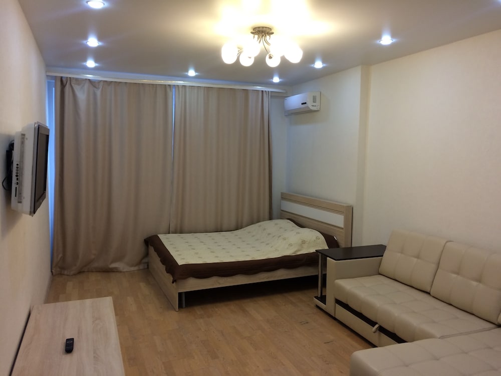 Basic Apartment photo 1