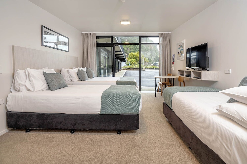 Family Studio Suite, Accessible
