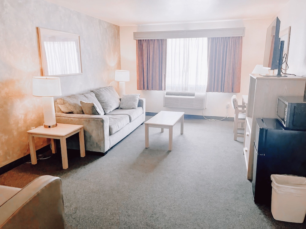Double Queen Suite photo 2