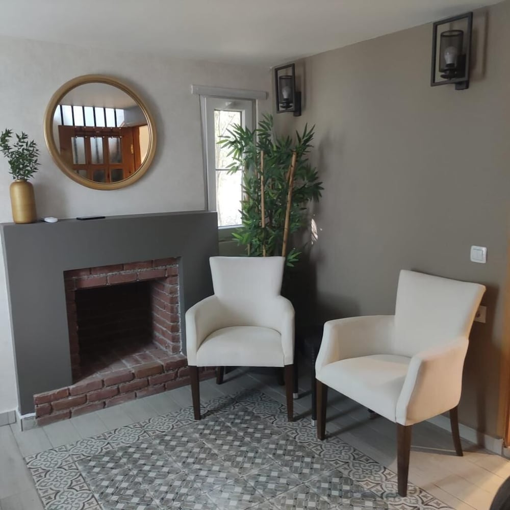 Duplex photo 2