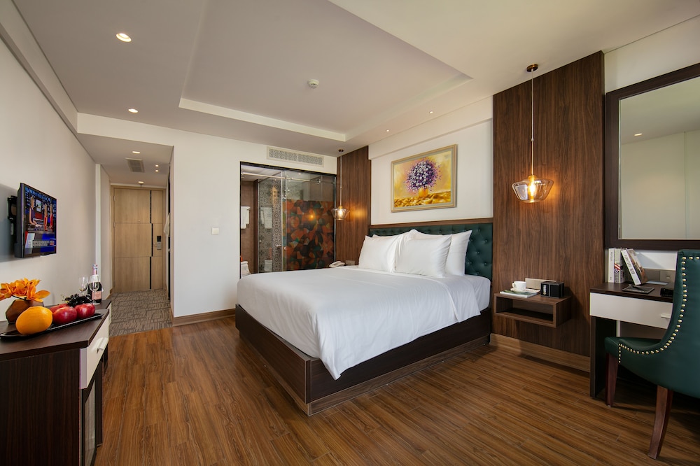 Suite, Balcony photo 1