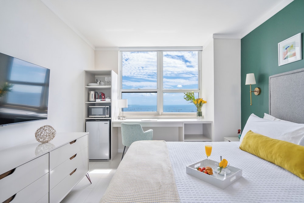 Deluxe Double Room, 1 King Bed, Ocean View1618.01 photo 3