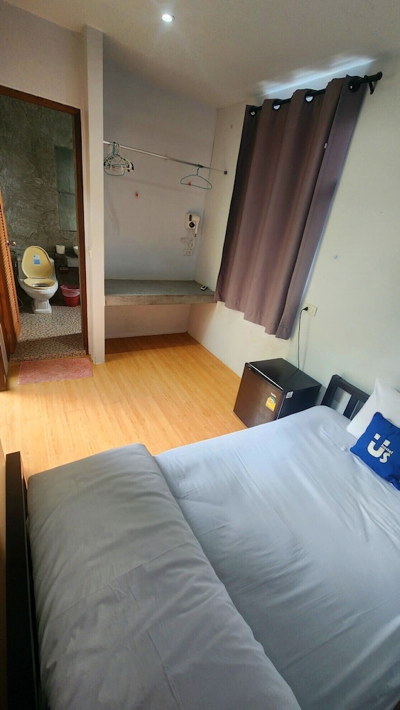 Single Room, Private Bathroom photo 1