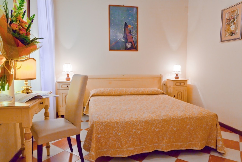 Standard Double Room, 1 Double Bed photo 1
