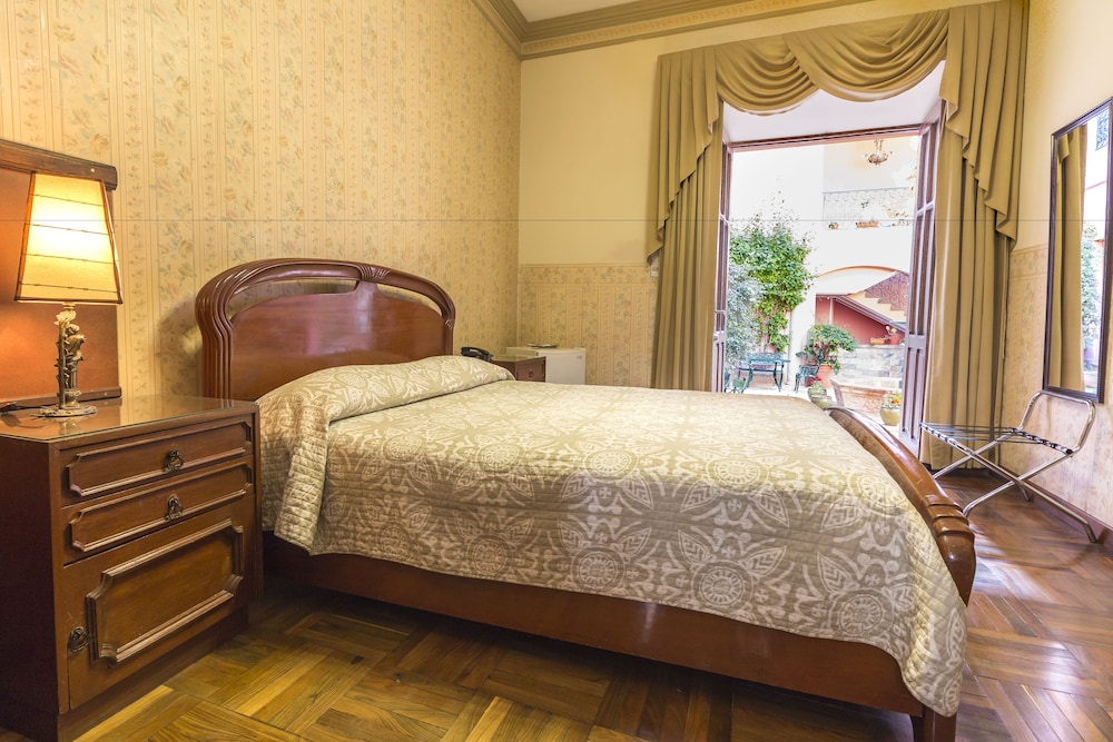 Standard Double Room, 1 Double Bed, Accessible, Pool Access photo 2
