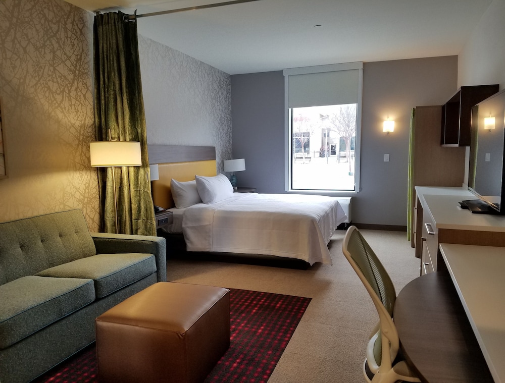 Studio Suite, 1 King Bed, Non Smoking