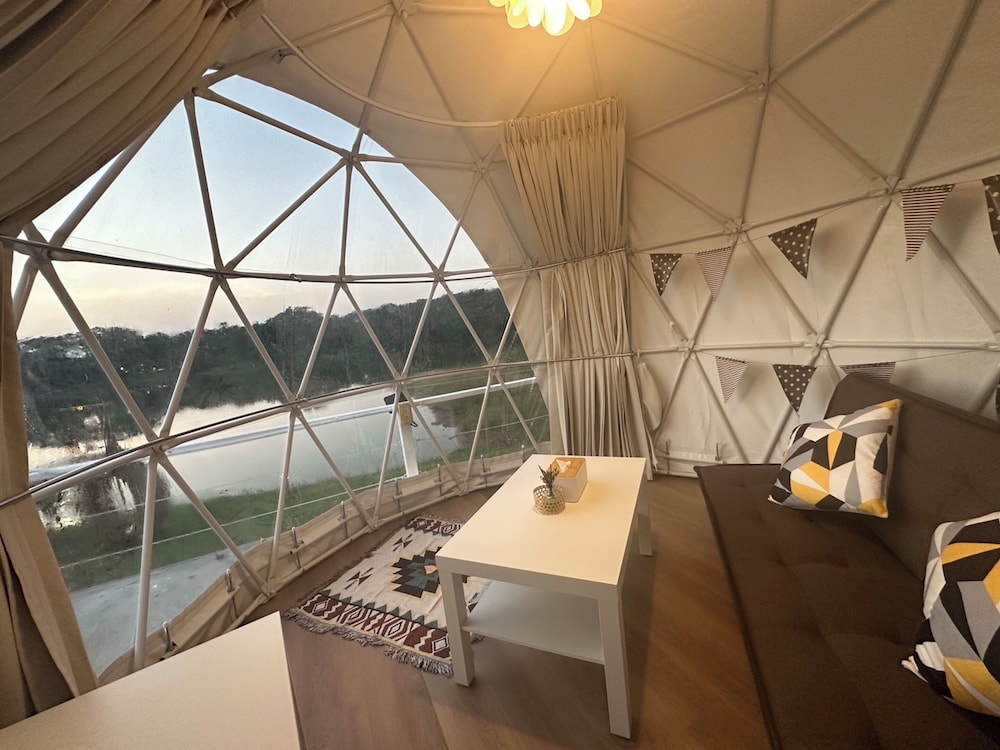 Riverfront Villa with Upper Deck Dome - Photo 5