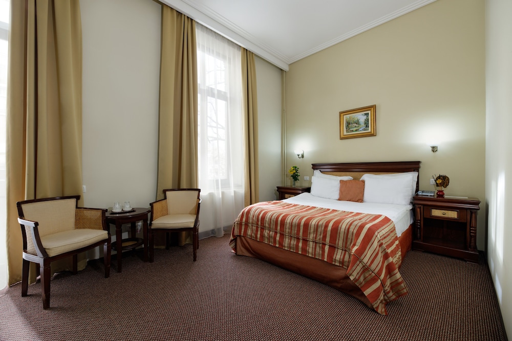 Deluxe Double Room - Photo 1