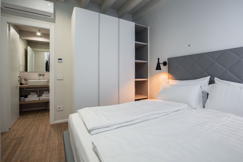 Premium Apartment photo 1