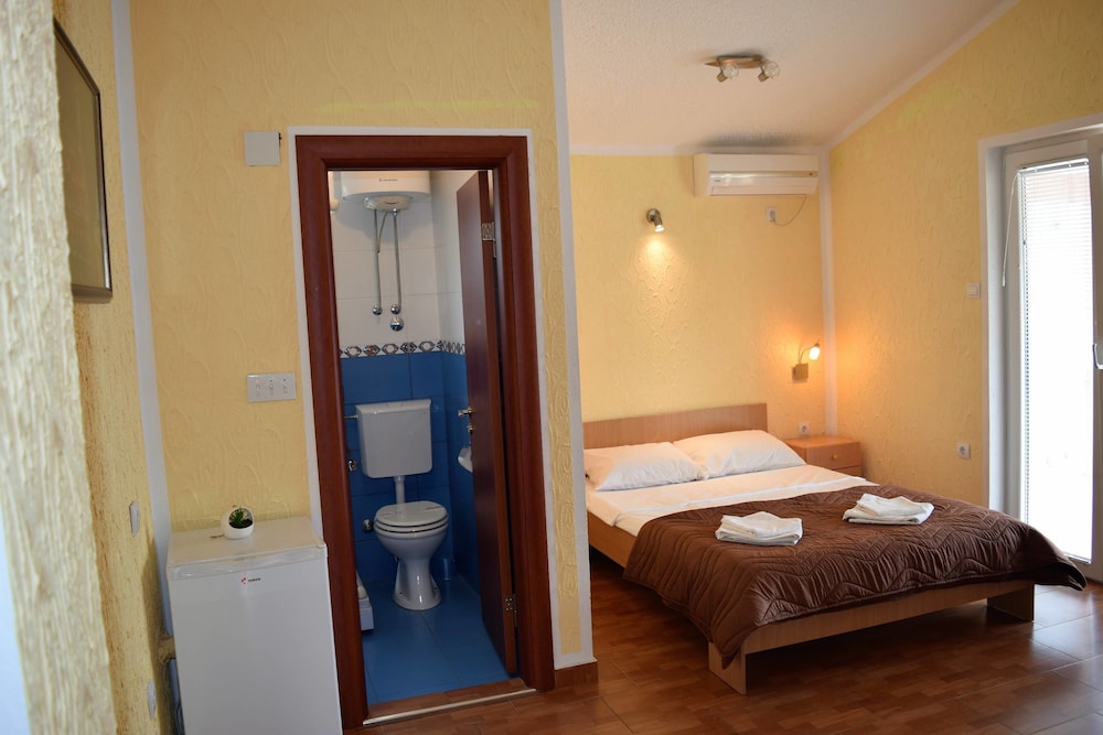 Classic Room, 1 Queen Bed, Garden View photo 1