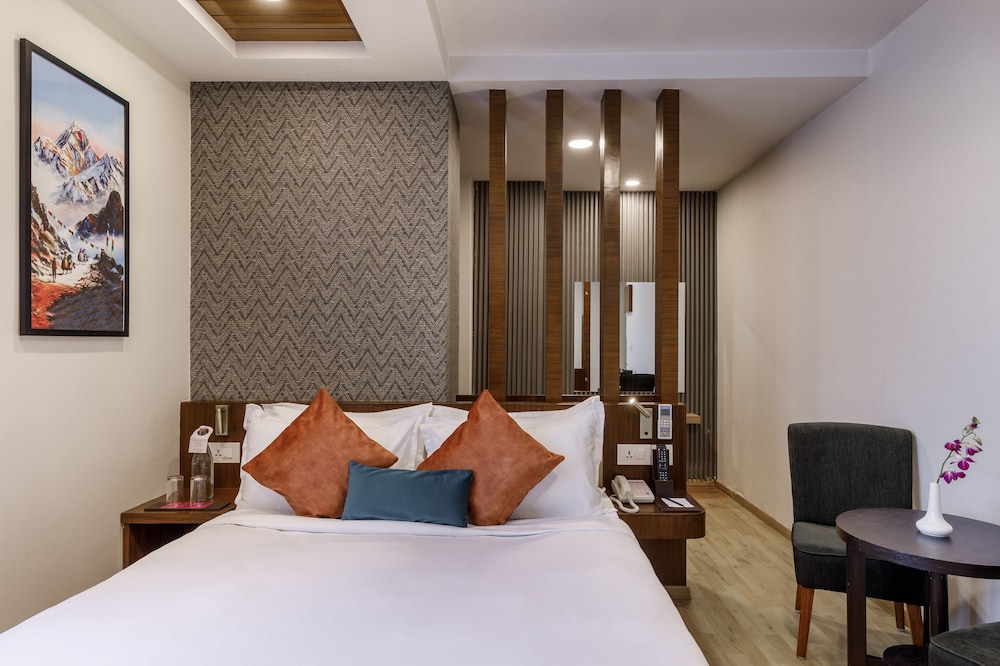 Deluxe Double Room photo 3