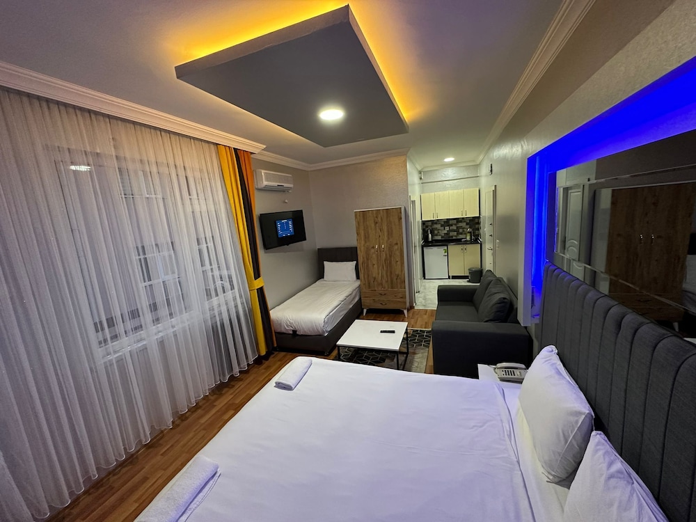 Standard Triple Room, 1 Bedroom, Smoking