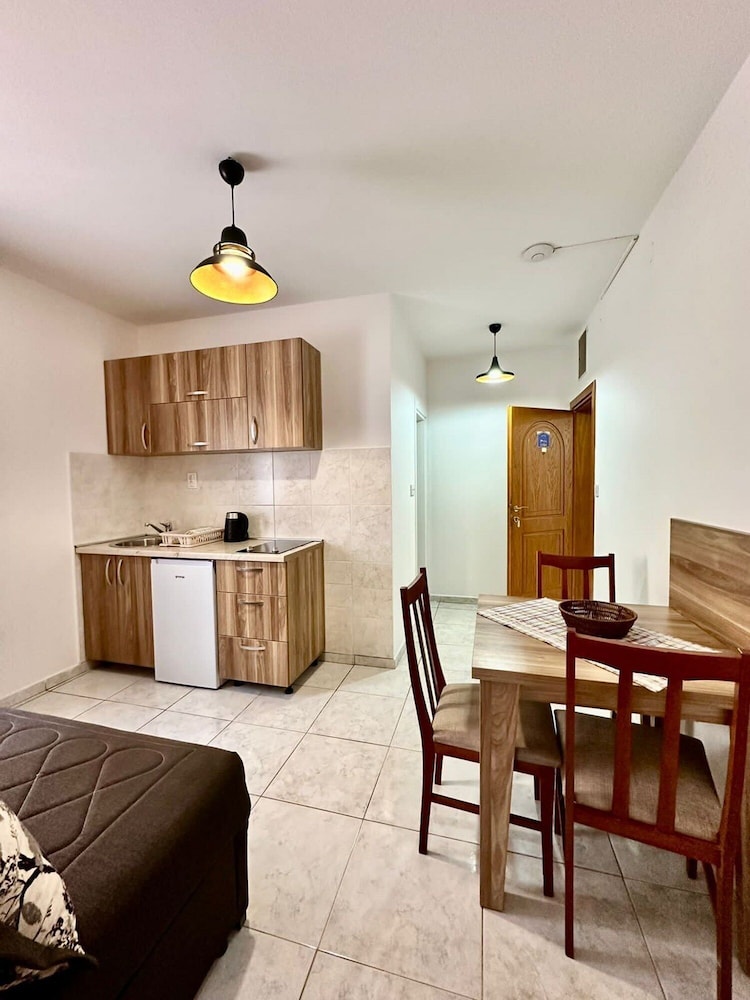 Comfort Apartment, Balcony, City View