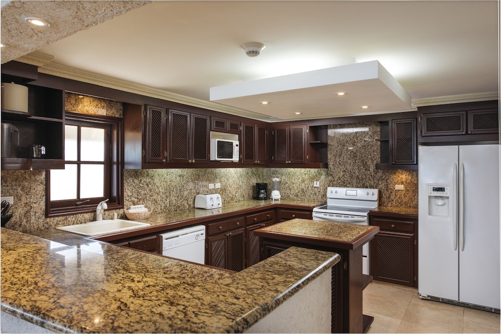 Penthouse, 3 Bedrooms, Balcony, Ocean View, Plunge Pool, Rooftop Terrace - Photo 4