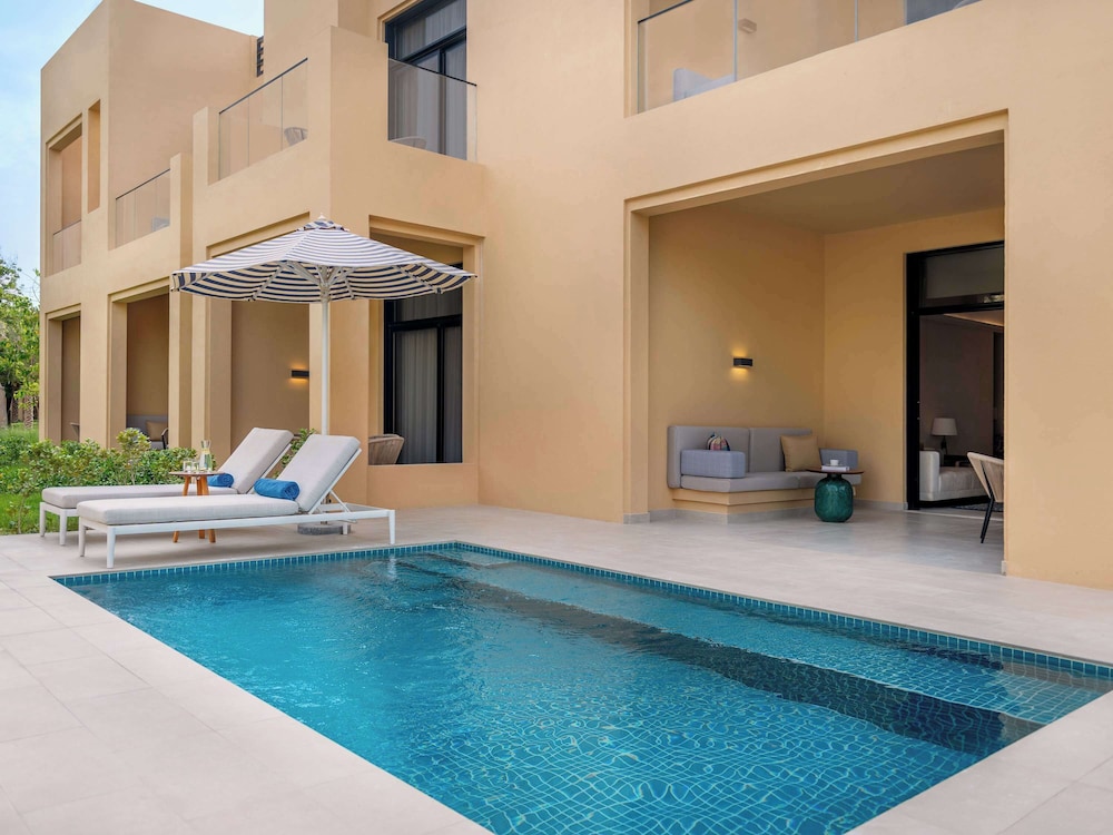 Signature One Bedroom Suite, Private Pool, Garden View, Club Access photo 2