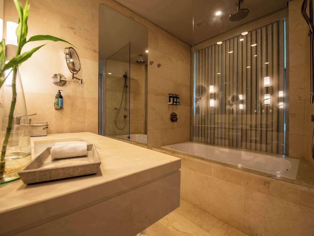 Luxury Spa King, Garden view - Photo 6