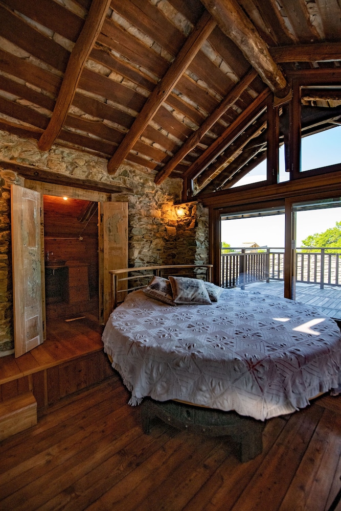 Panoramic Room, 1 Queen Bed, Terrace, Mountain View