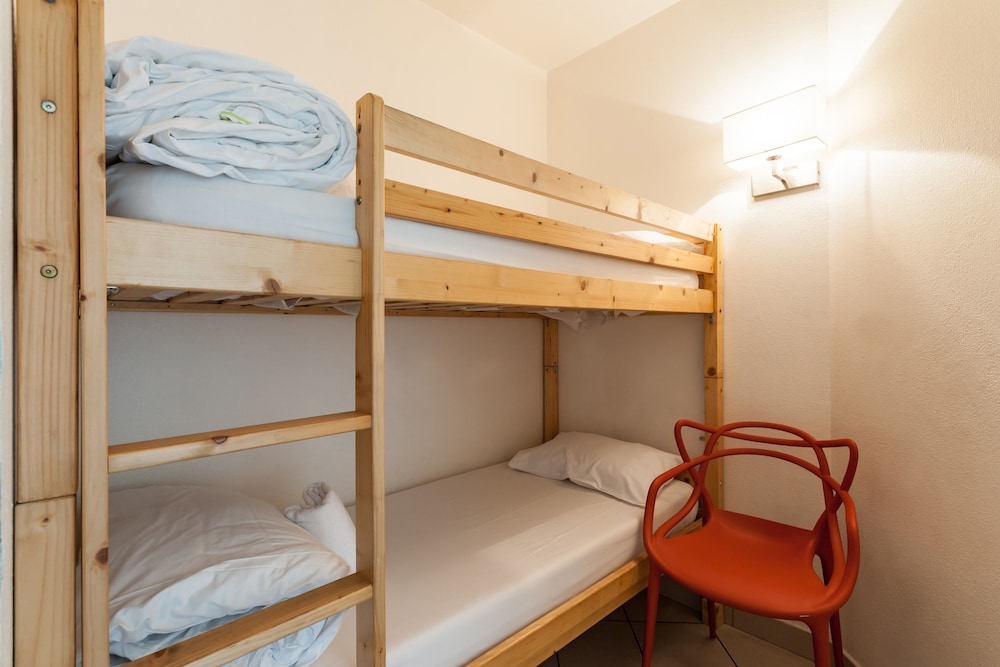 Apartment - Photo 1