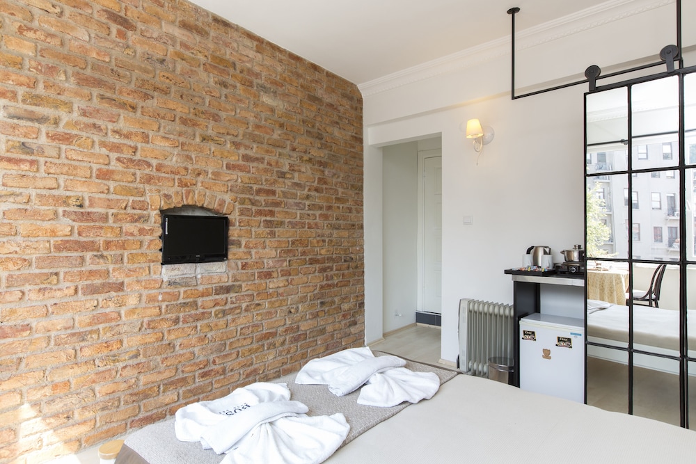 Elite Studio Suite photo 3