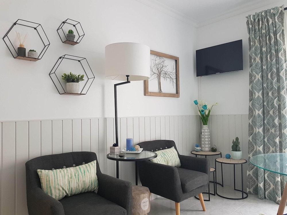 Family Apartment, 2 Bedrooms photo 1