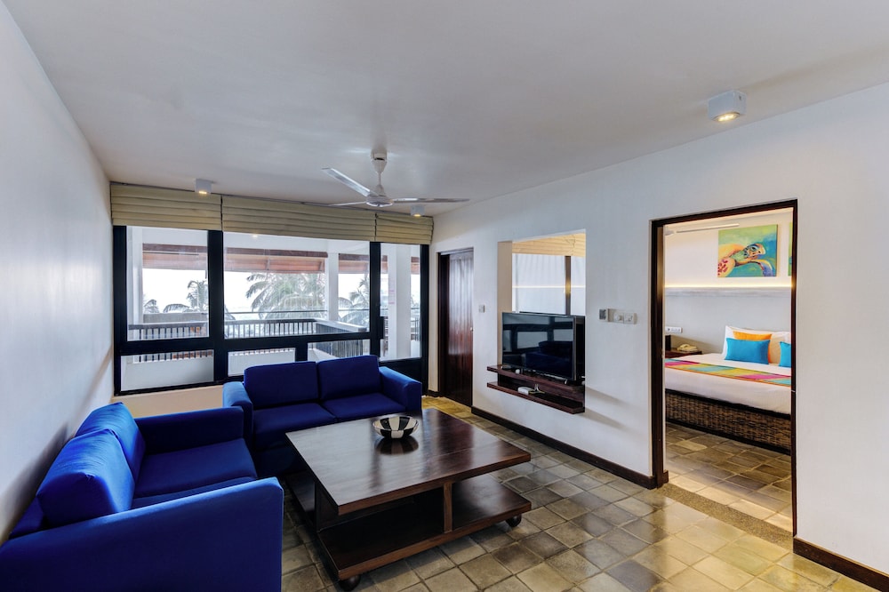 Middle Suite with Balcony - Discounts (10% on Food and Beverage, 15% on SPA) photo 2