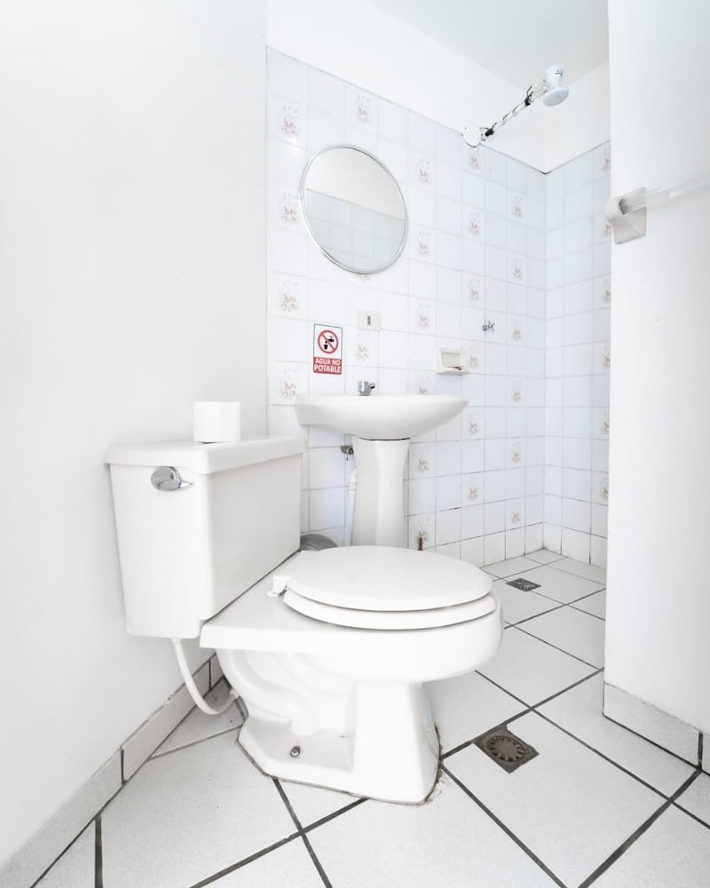 Comfort Twin Room, 1 Bedroom, Private Bathroom