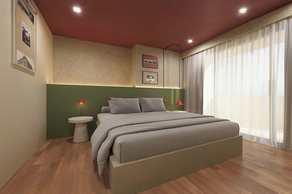 Suite, 1 King Bed with Sofa bed, City View
