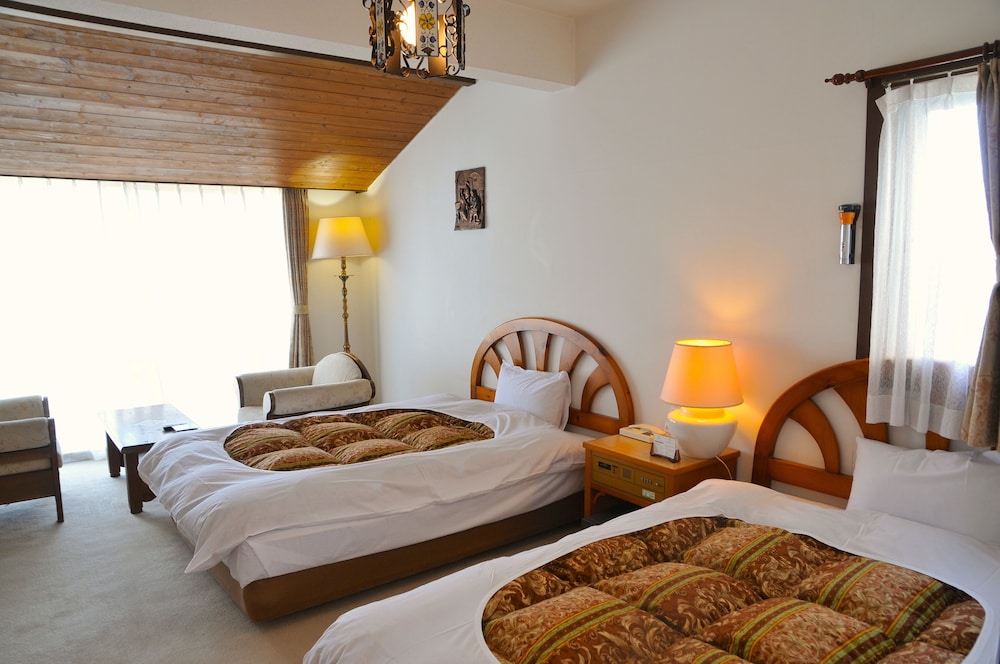 [Mountain View] Twin Room (Breakfast Included) photo 1