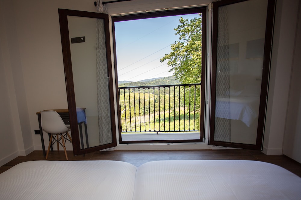 Room photo 2