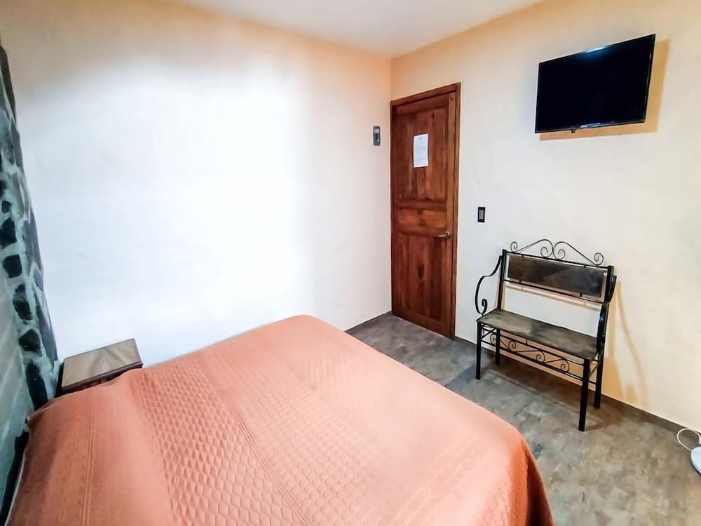 Basic Room photo 3