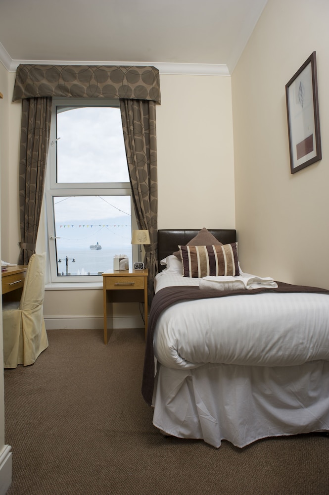 Single Room, Sea View