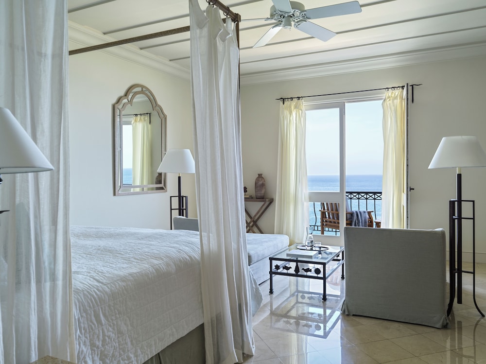Anax Suite - Two Bedroom photo 2