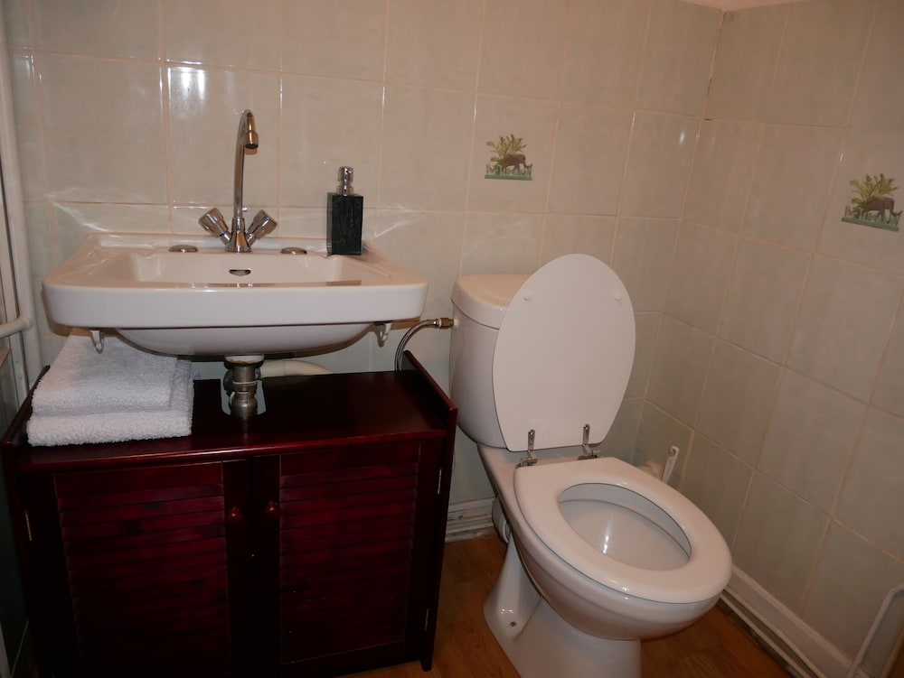 Comfort Room photo 2