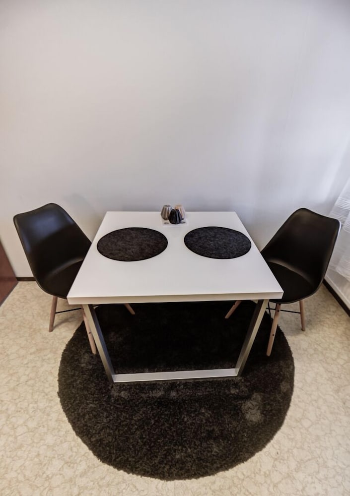 Studio Apartment with shared bathroom - 8 - photo 3
