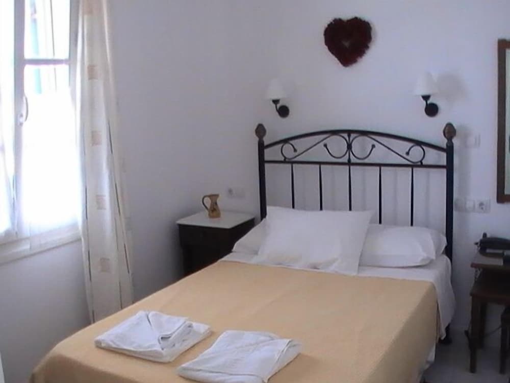 Economy Room photo 3