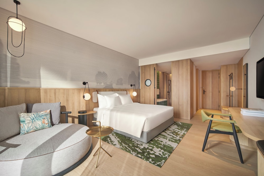Executive Room, 1 King Bed photo 2