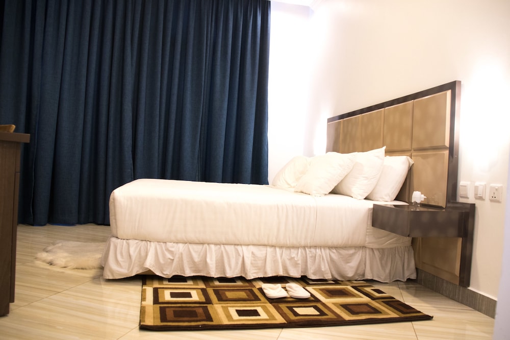 Deluxe Double Room, 1 King Bed photo 1
