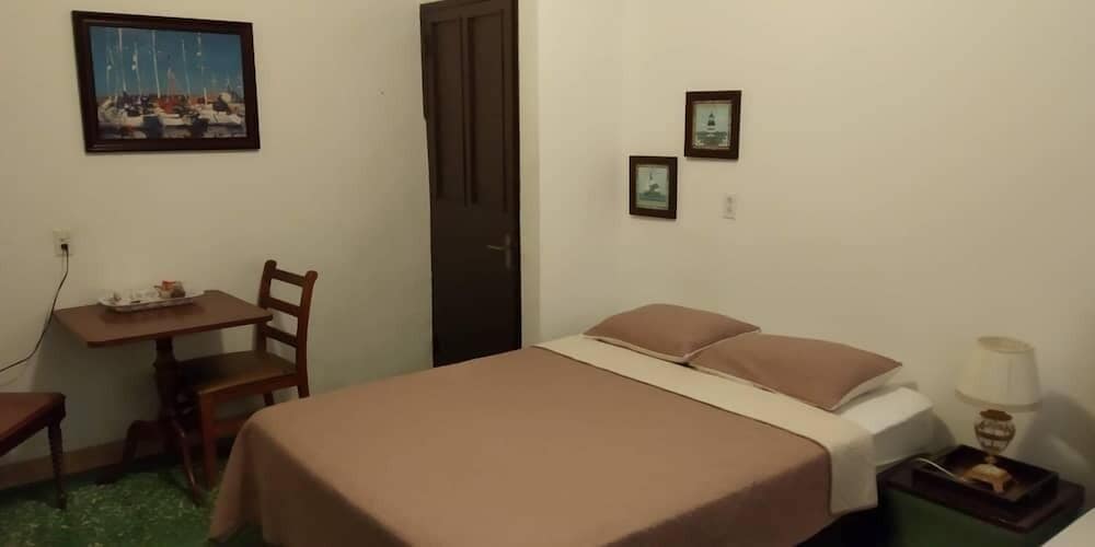 Basic Double Room, 1 Double Bed, Non Smoking photo 3