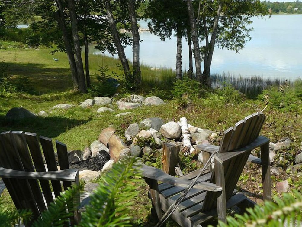 Traditional Cottage, 1 Bedroom, Kitchen, Bay View (Waterfront Cottage 1) photo 3