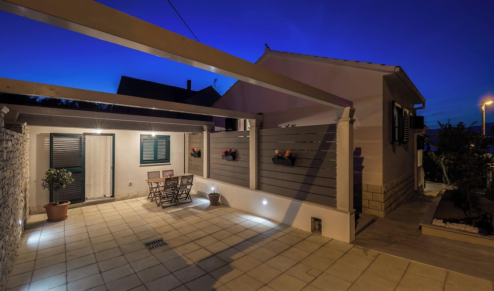 House photo 2