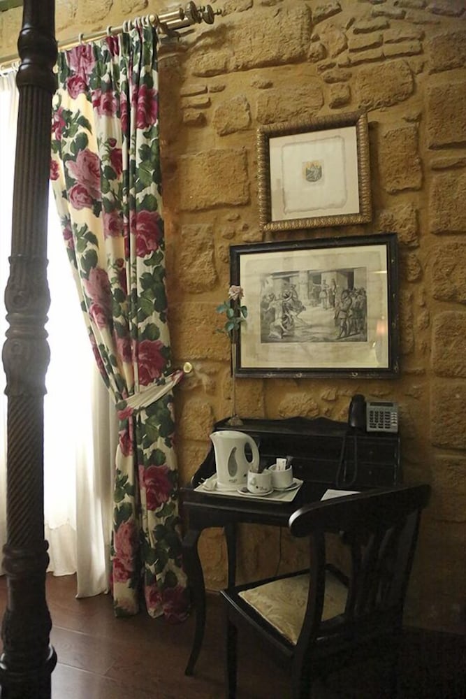 Deluxe Double Room (For 2 People) photo 3