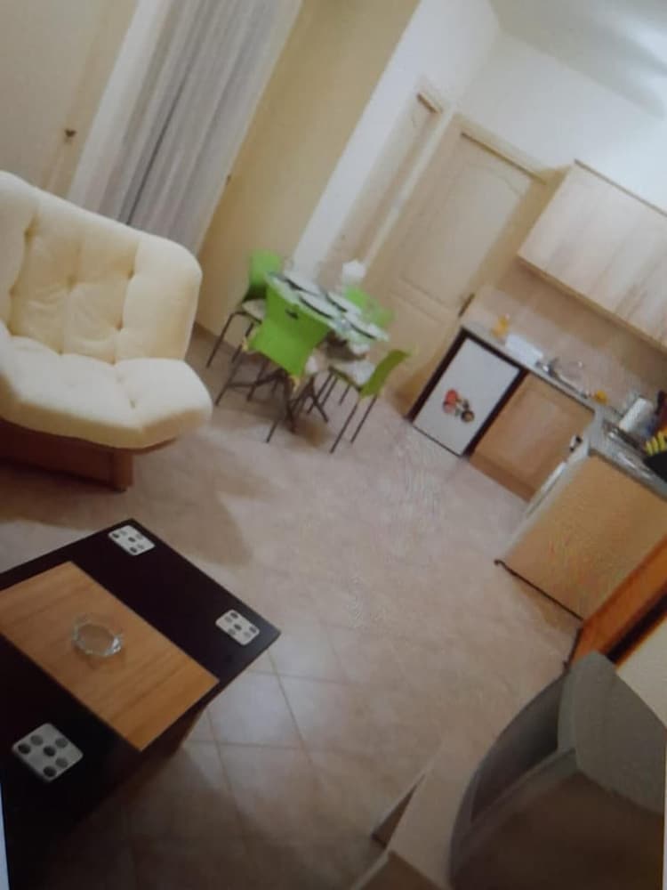 Apartment photo 1