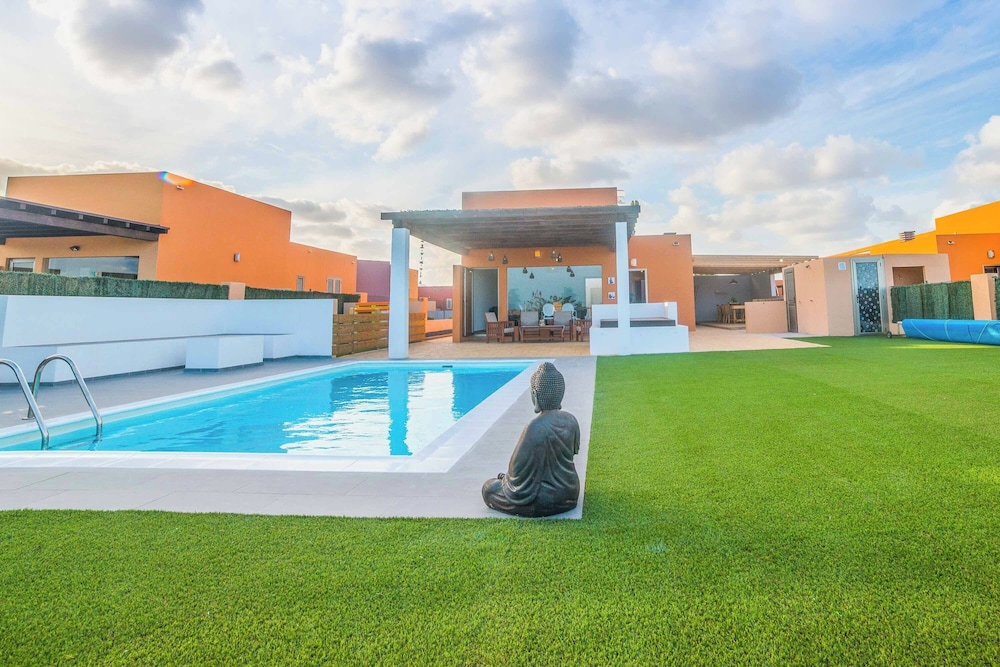 Villa (4 Habitaciones)