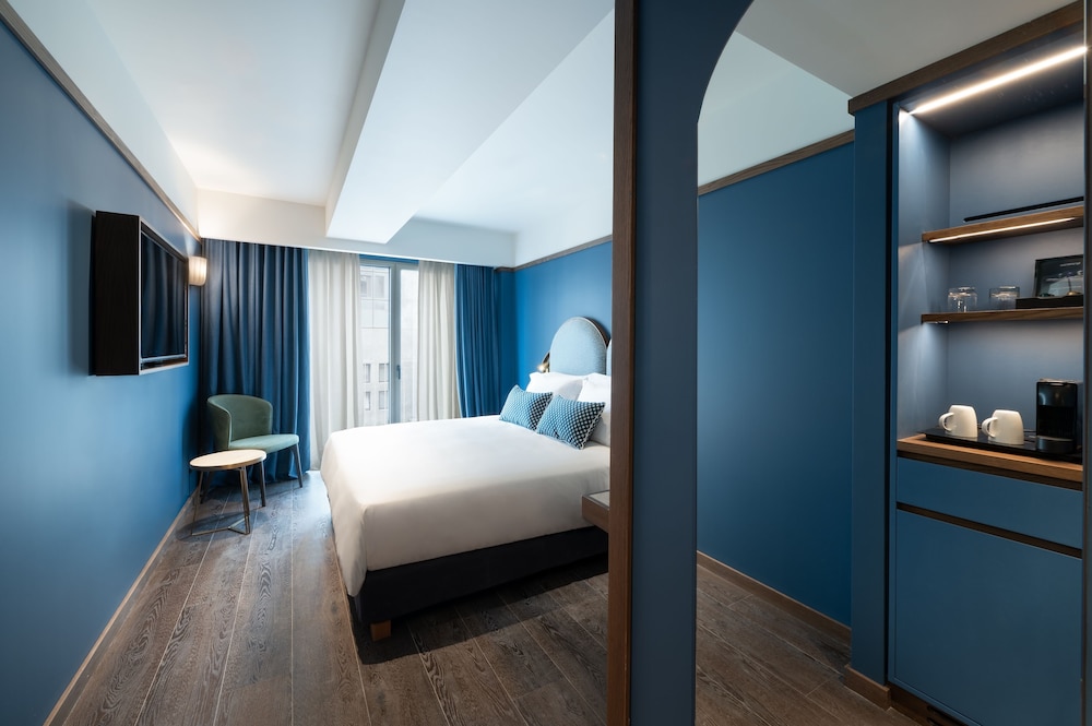 Luxury Room